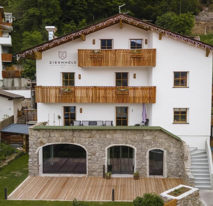 Burgusio Bed & Breakfast | Garni Ziernheld