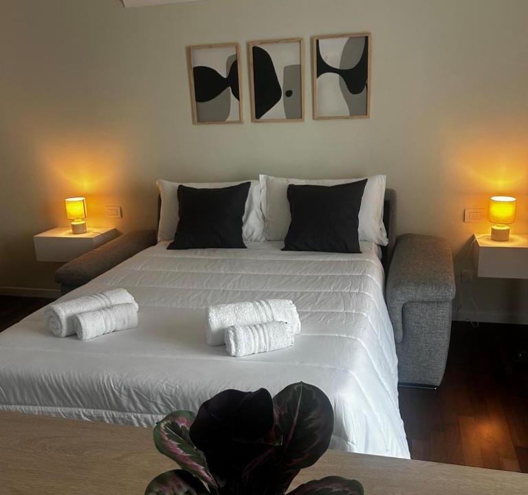 Dergano Apartment | Giax Tower-Spa, Pool, Parking