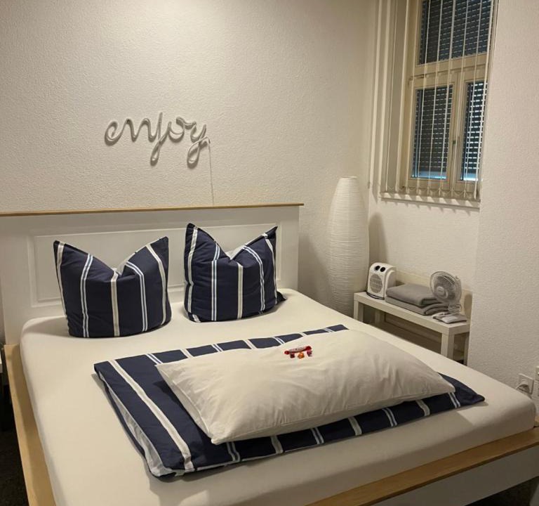 St. Gallen Apartment | Guest room David 11