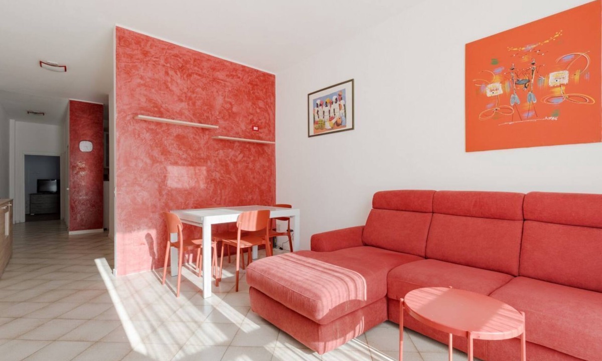 Cagnola Apartment | GuestHost - Cozy and bright 55 square meters apartment, perfect for four people, located on the third floor of a building with an elevator (NOT accessible to disabled guests).The property enjoys a strategic location, near Viale Certosa and Corso Sempione