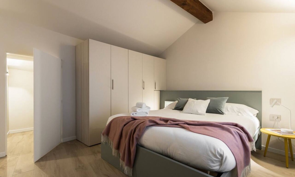 Treviglio Apartment | GuestHost - Vivaldi Primavera Apartment