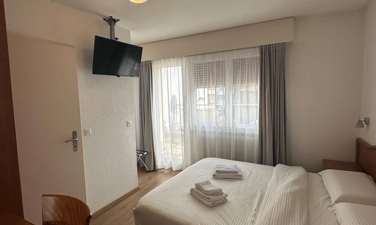 Villeneuve Hotel | Hôtel du Quai