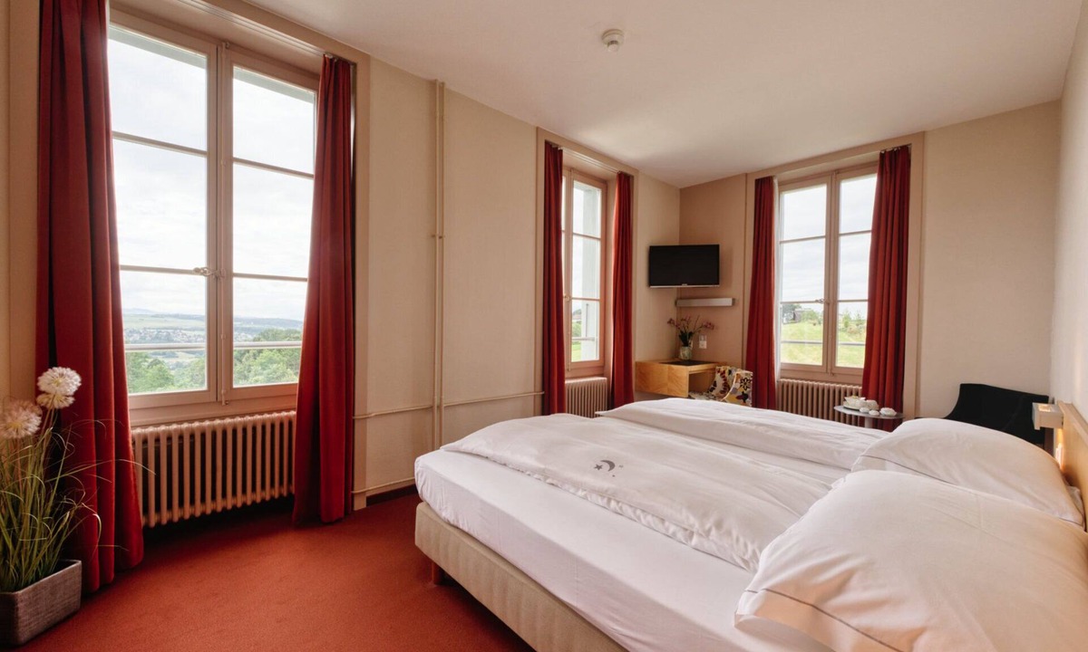 Cossonay Hotel | Hôtel le Funi