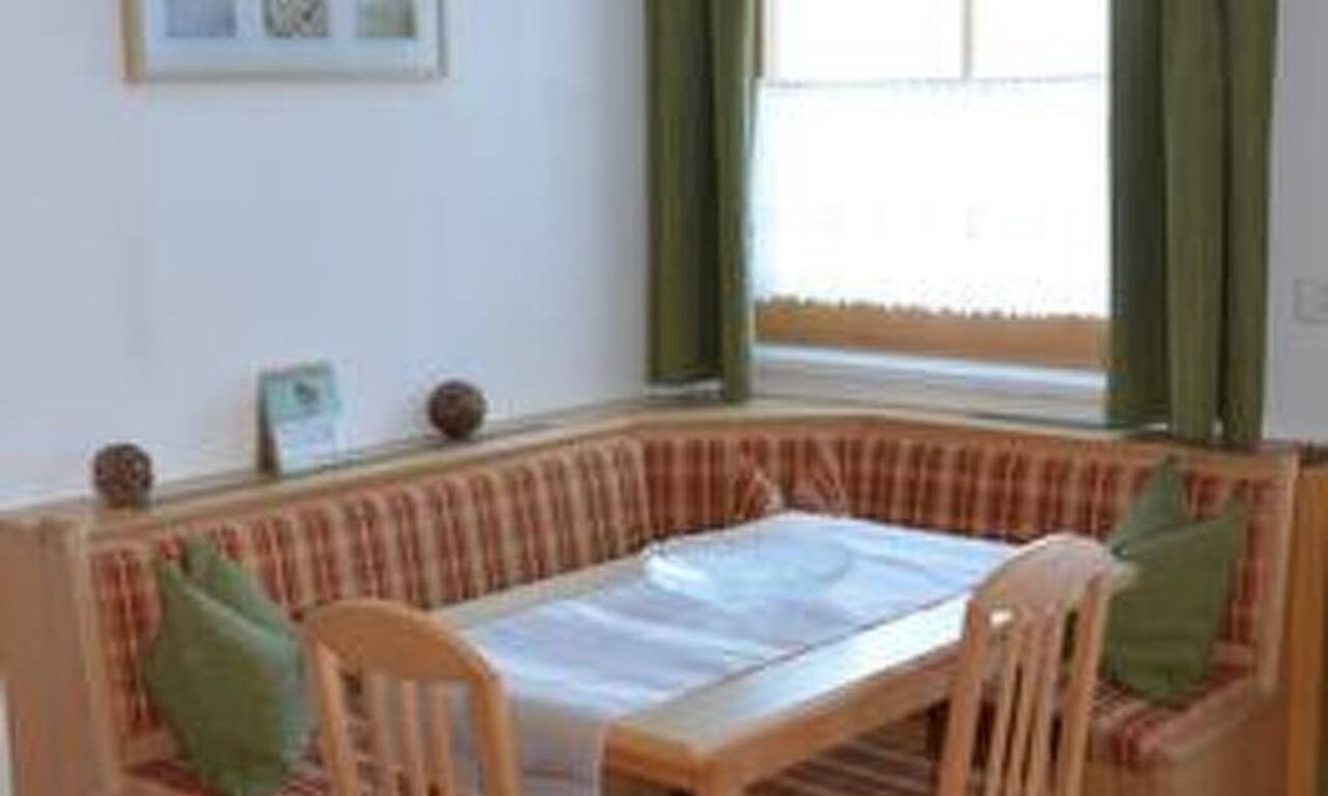 Ravaisch Apartment | Haus Helvetia, (Samnaun-Compatsch) by Interhome