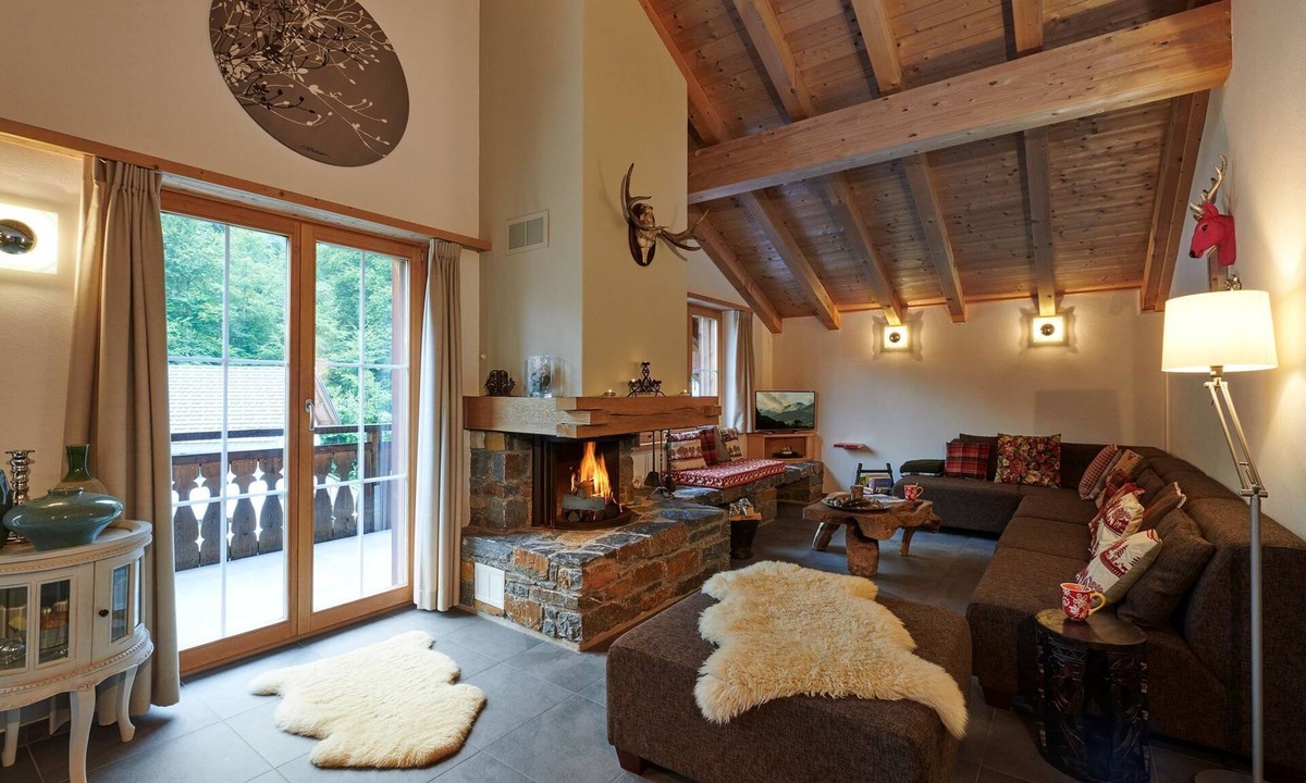 Klosters-Serneus Apartment | Haus Rätia App 17 Appartement/Fewo, Dusche oder Bad, WC 4½-Zimmerwohnung by Interhome