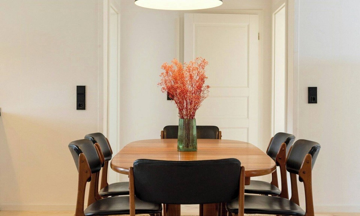 Behrensdorf House | Holiday home among apple trees near the Baltic Sea