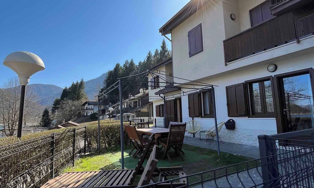 Val Maria-Pur House | Holiday home with private access to the lake