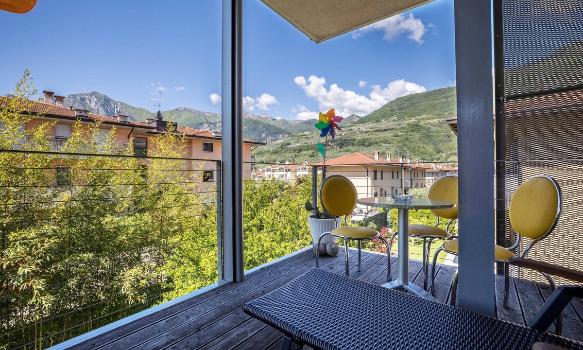 Arco Apartment | Holiday Speed Apartment with Mountain View, Private Terrace, and Wi-Fi