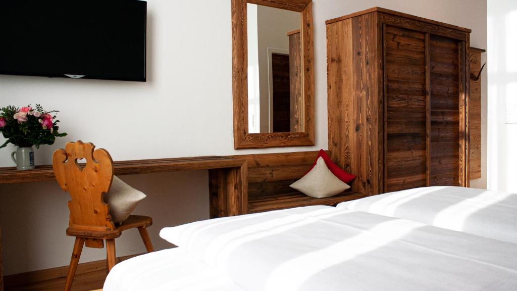 Munchen District Hotel | Hotel Almwirt