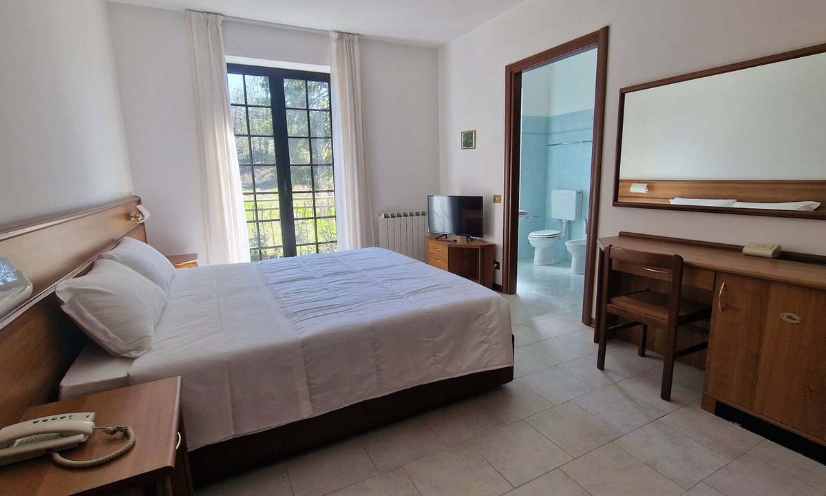Montegrino Valtravaglia Hotel | Hotel Montegrino Lakeview