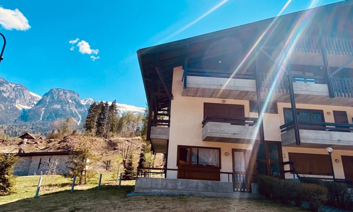 Dimaro Apartment | I LAMPONI Apart. - charming holiday home for up to 6 guests with panoramic views