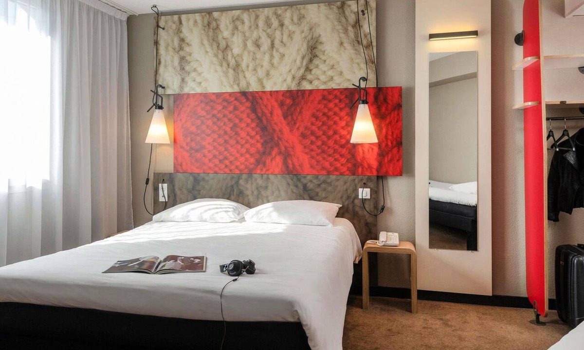 Neuenhof Hotel | ibis Baden Neuenhof