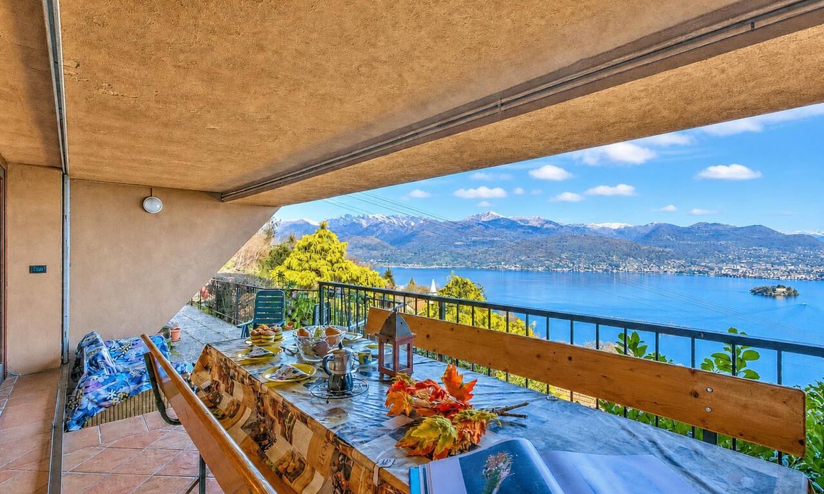 Someraro Apartment | Isola Bella: Lake Maggiore view Terrace in Stresa, Stresa, Italy