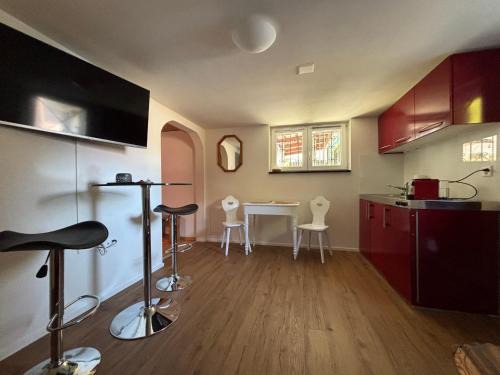 Buerglen Apartment | Kirchenrüttiweg 1