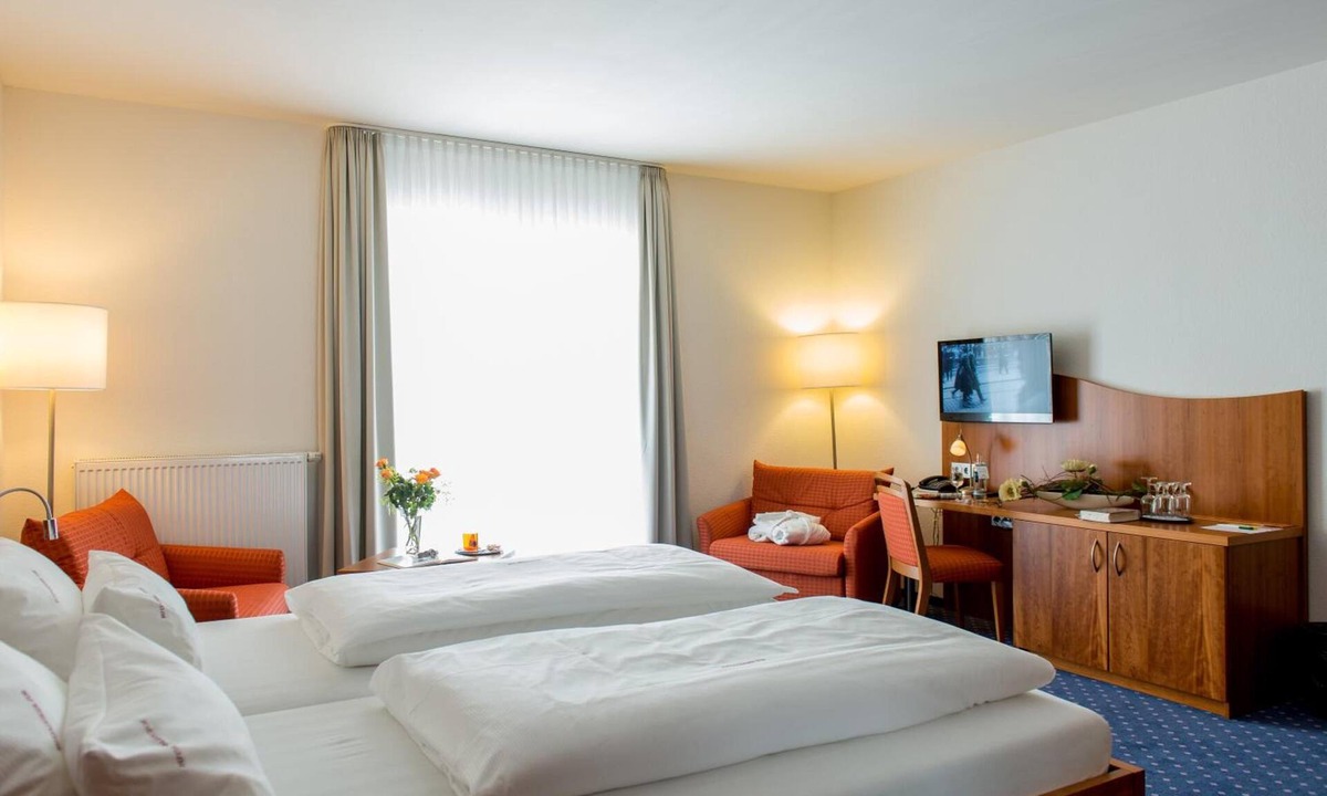 Nordenham Hotel | Komforthotel Butjadinger Tor