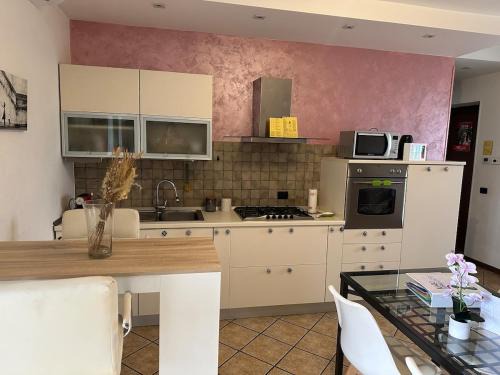 Oleggio Castello Apartment | Lago Maggiore beautiful house Sauna and garden