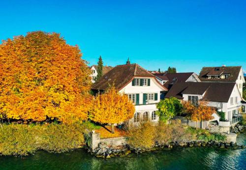 Meilen District Villa | Lakefront Villa