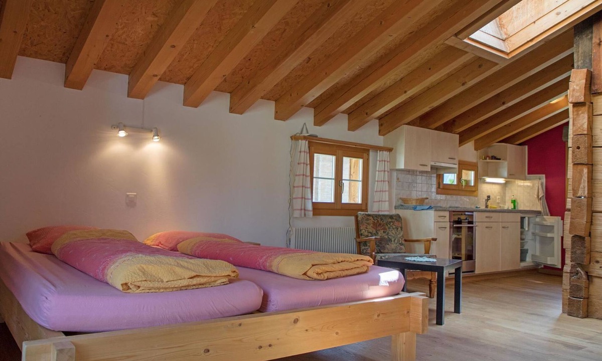 Klosters Platz Apartment | Landstrasse 153 Appartement/Fewo, Dusche oder Bad, WC Studio by Interhome