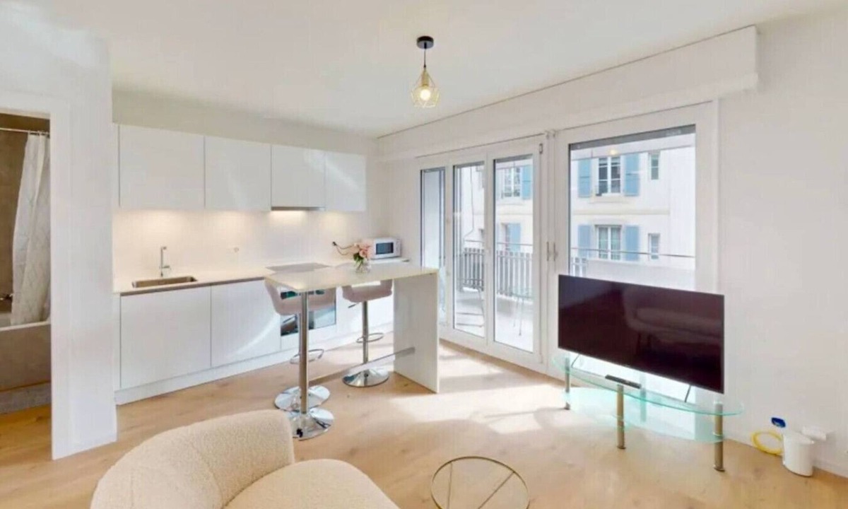 Lausanne Apartment | Lausanne train-station