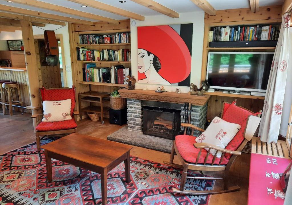 Les Mayens-de-Sion Ski Chalet | Les Chanterelles COSY & QUIET chalet 12 pers