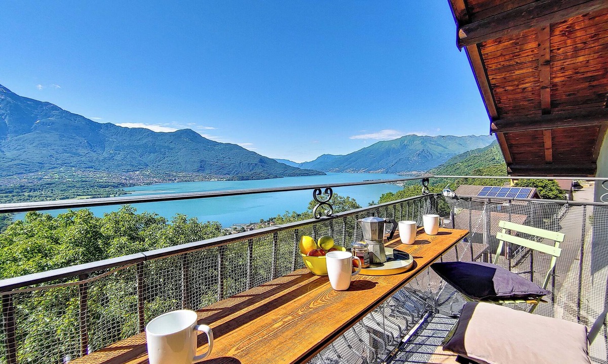 Cerceno Apartment | Lorenzo Panorama Holiday Apartment