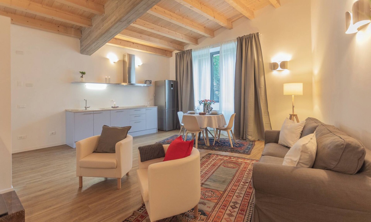 San Fermo della Battaglia Apartment | Luxury Apartments in Villa Cardinal Ciceri by Rent all Como