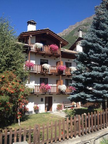Epinel Apartment | Maison de Mando