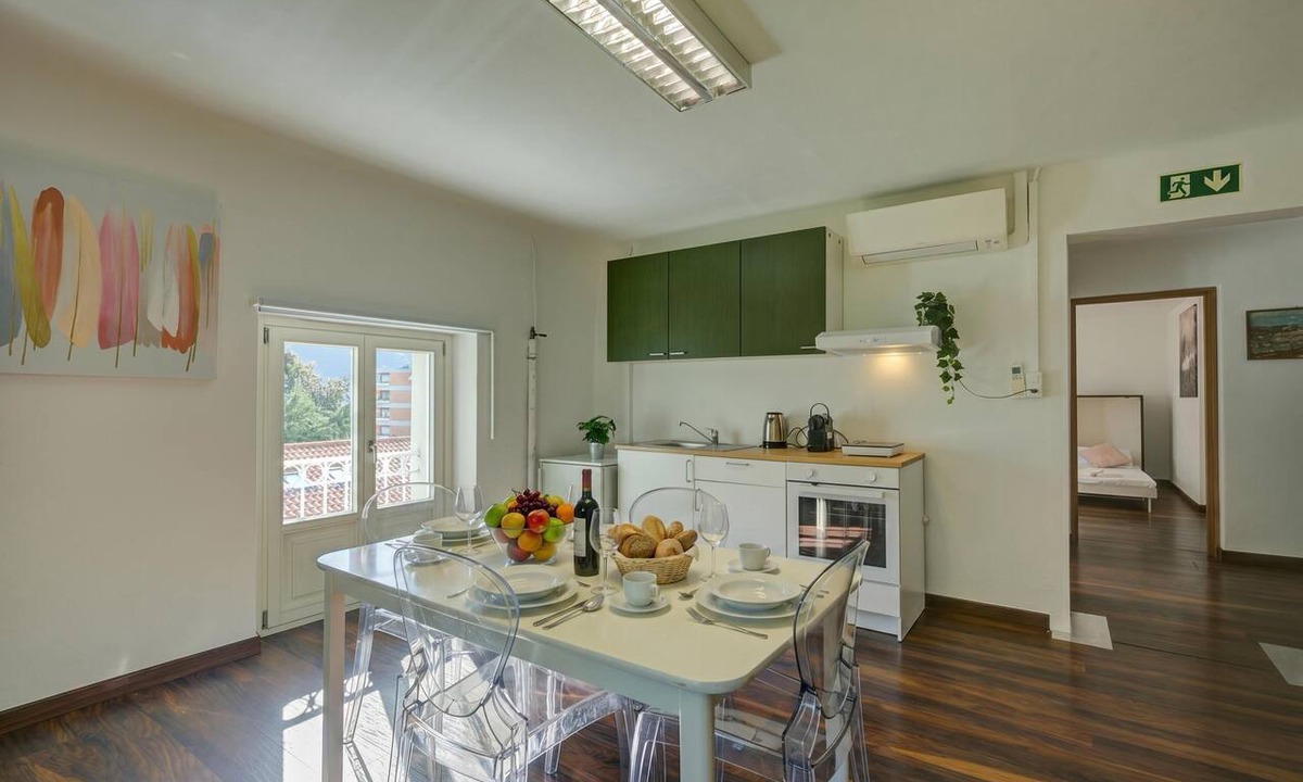 Maroggia Apartment | Maroggia Apt 2 Near The Lake for 5, Maroggia, Switzerland