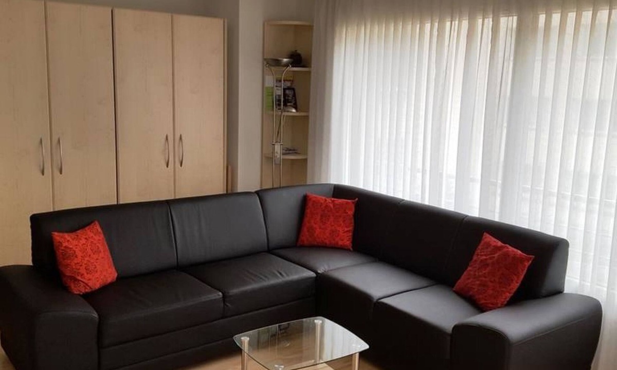 Meierhof Apartment | Mon Repos (BO) Appartement/Fewo, Dusche oder Bad, WC 2½-Zimmerwohnung by Interhome