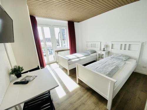 Lengnau Apartment | Monteurzimmer - Worker's accommodation - ZIMMERzuVERMIETEN in Lengnau BE