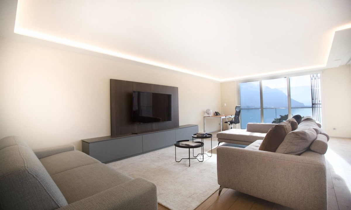 Montreux Apartment | Montreux 3 Bedroom Lake View Apartments + Spa B 5