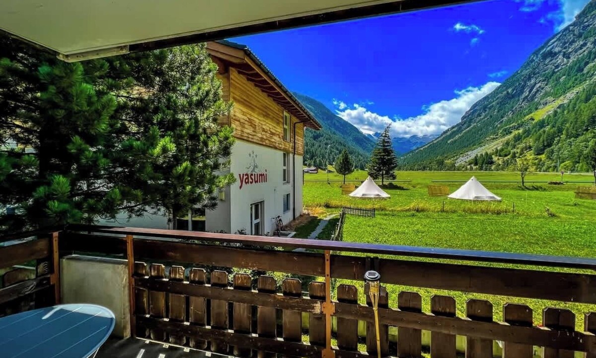 Taesch Apartment | Mountain View Apartment Steps from Zermatt