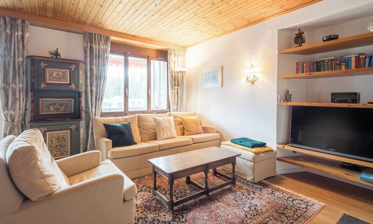 Laax Apartment | Nice apartment for 8 people with WIFI, TV and balcony