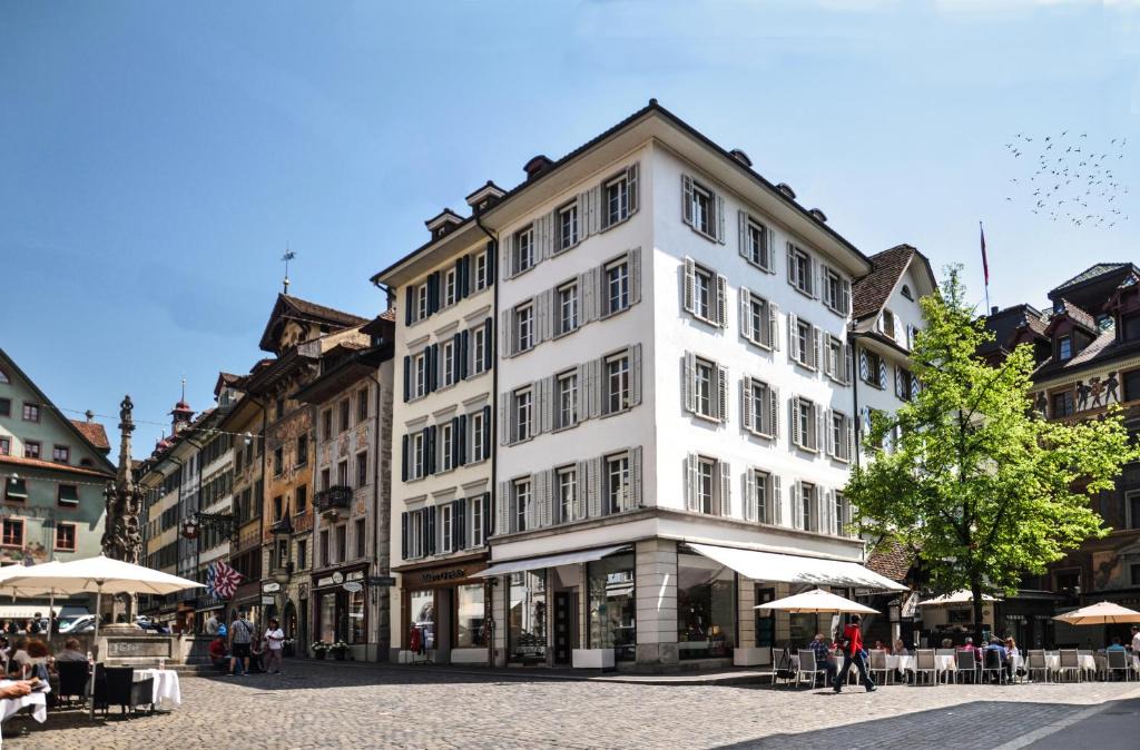 Lucerne Apartment | ODA Suites - self check-in apartments, old town
