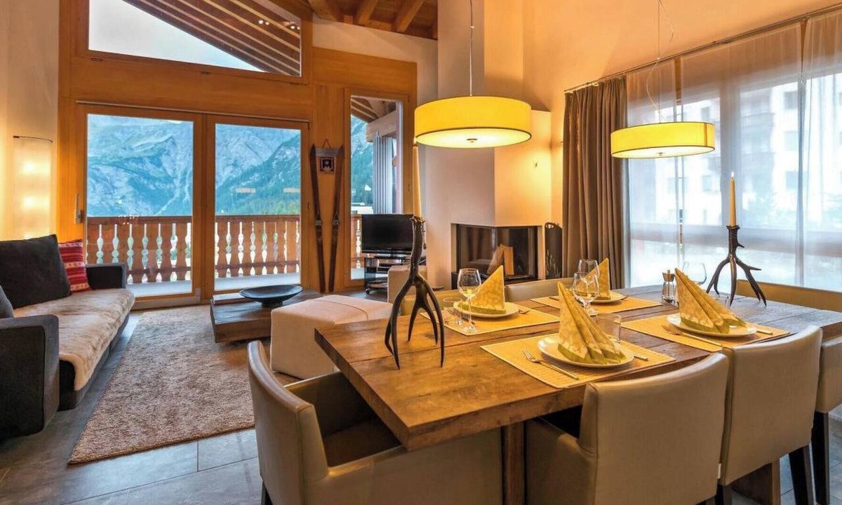 Arosa Apartment | Panoramablick Appartement/Fewo, Bad, WC, 6-Bettwohnung by Interhome