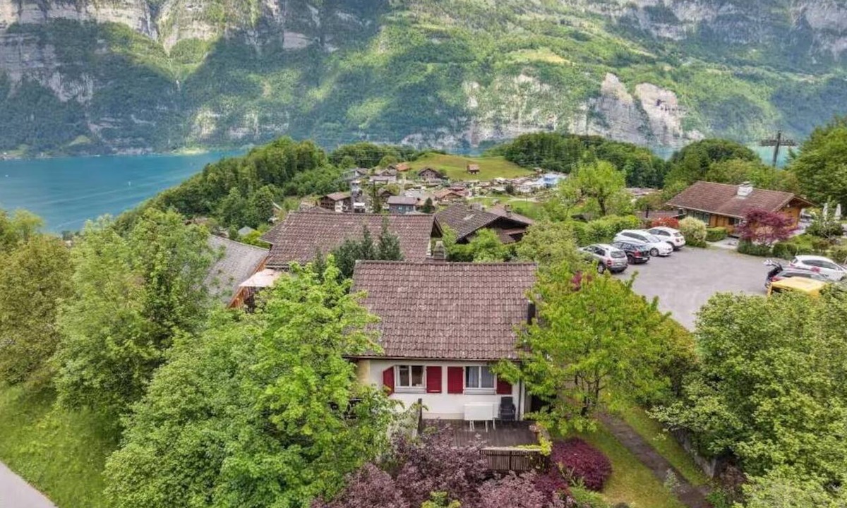 Oberterzen Ski Chalet | Private Chalet in Oberterzen – Close to the Ski Lift & Stunning Views
