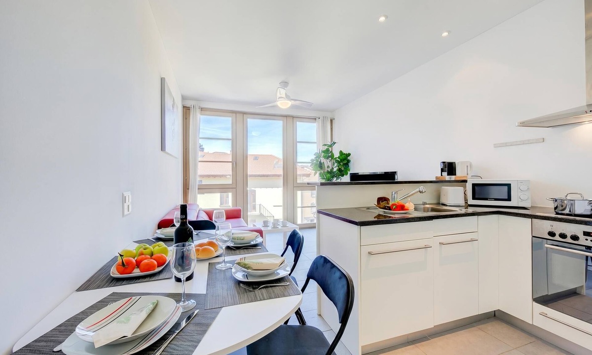 Mendrisio Apartment | Residenza Castello Apartment with A/C and Garage, Mendrisio, Switzerland
