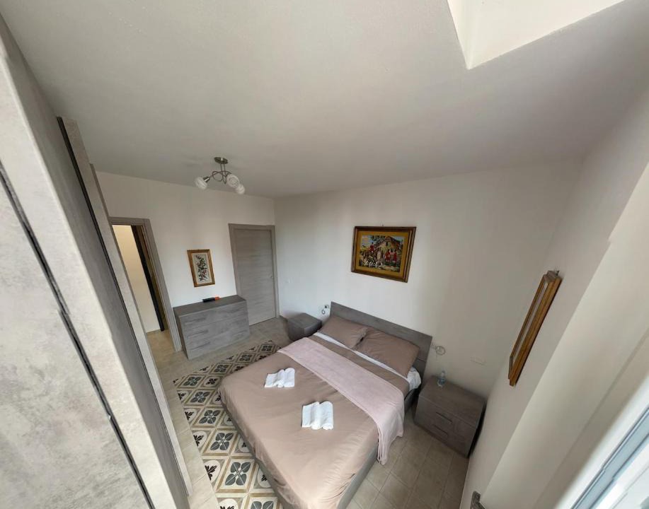 Somma Lombardo Apartment | Rosso MXP e Lago Maggiore aeroporto a 7 min