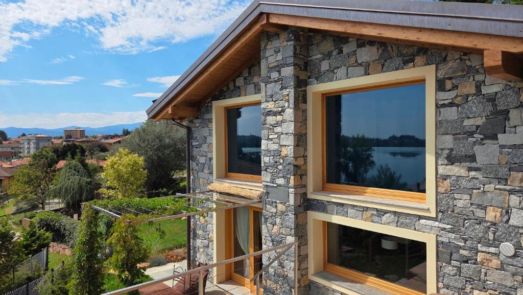 Gavirate Ski Chalet | Sassi di Lago Luxury Chalet