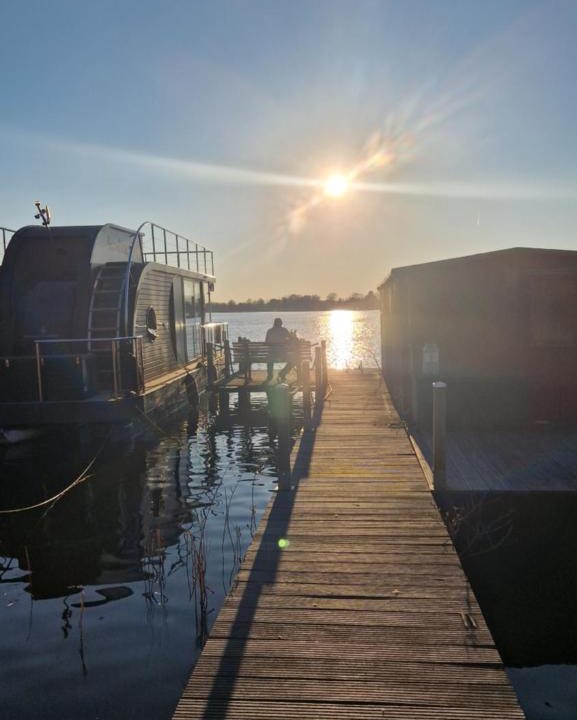 Zernsdorf Boat Rental | Seeblick Hausboot Sambesi