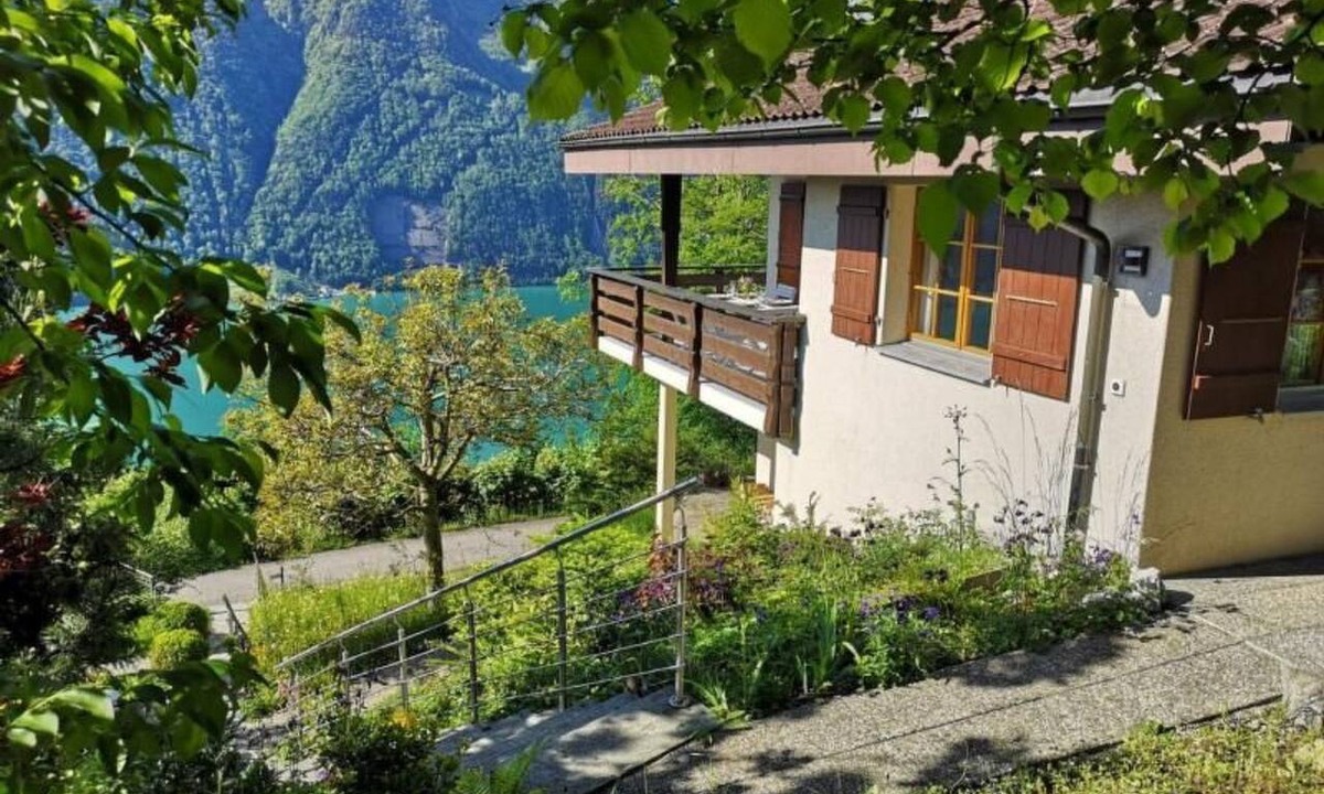 Ruetli House | Seppi - Seen und Berge by Interhome