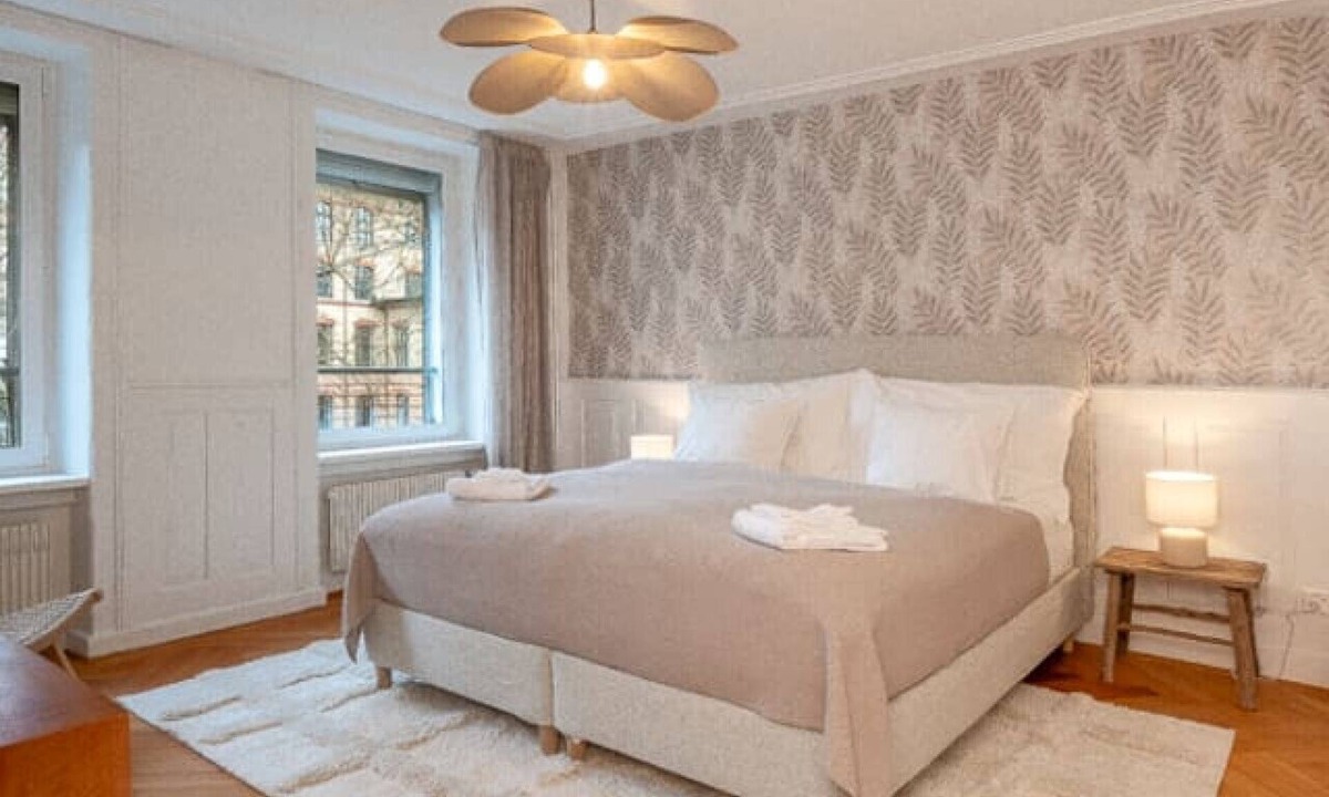Oberstrass Apartment | Spacious 3-BR with terraces near ETH · Kreis 6