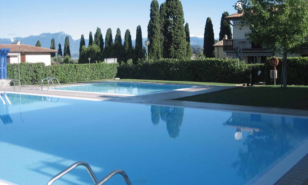 Lazise Apartment | Studio with pool for 6 people