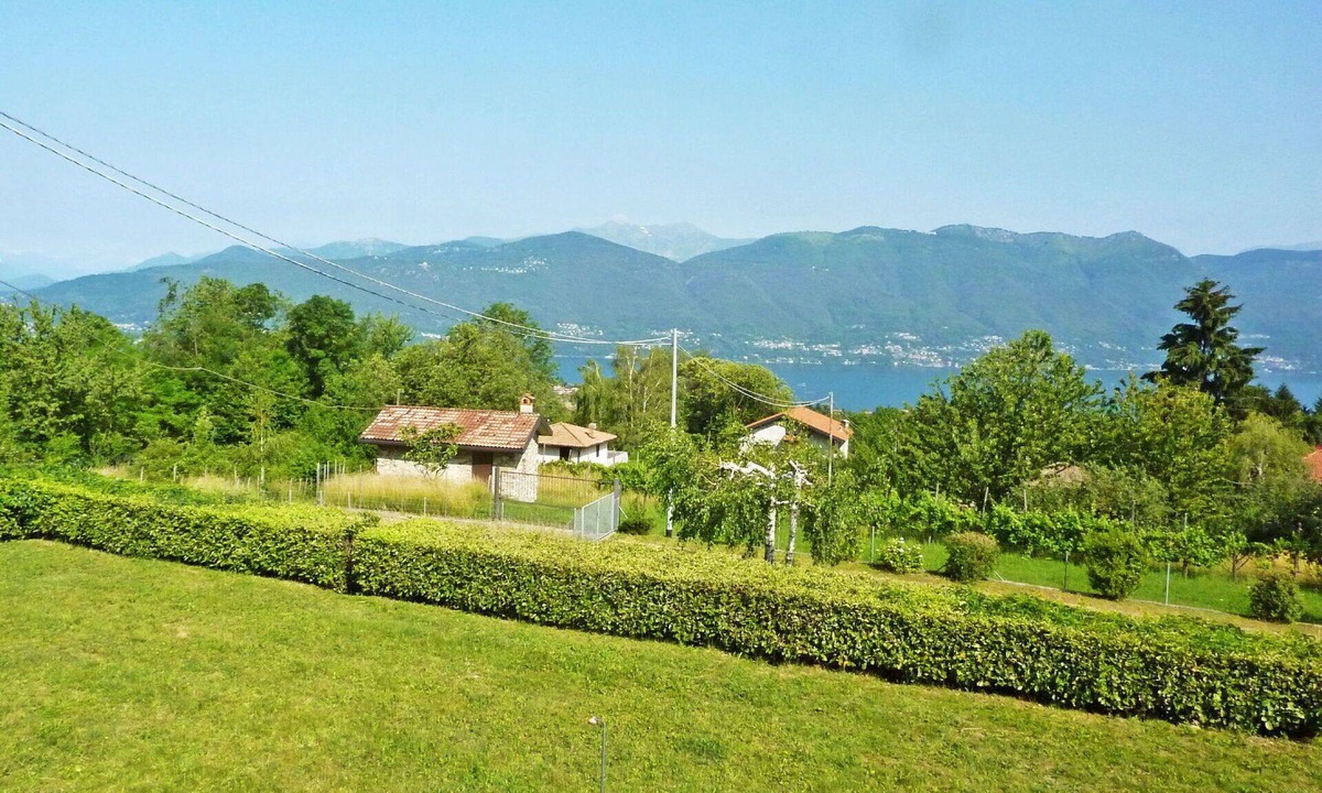 Castello House | Stunning private villa for 6 guests with WIFI, TV, terrace and pets allowed