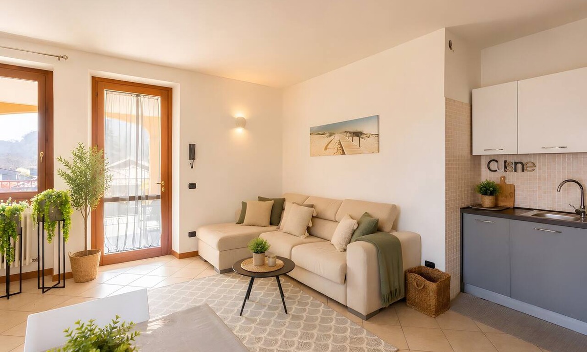 Brovello-Carpugnino House | Terrace of the Hills – Pure Relaxation Near Stresa