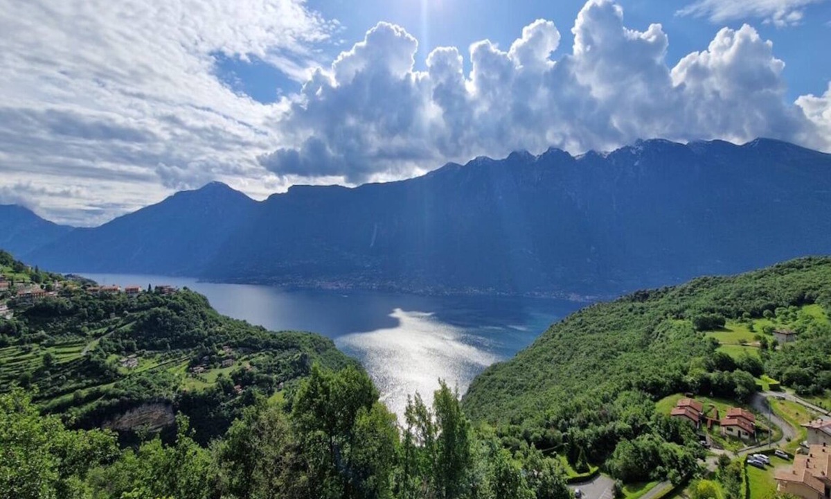 Prabione Apartment | Vacation apartment "Casa Amata" fantastic lake/mountain view in Tignale/Prabione