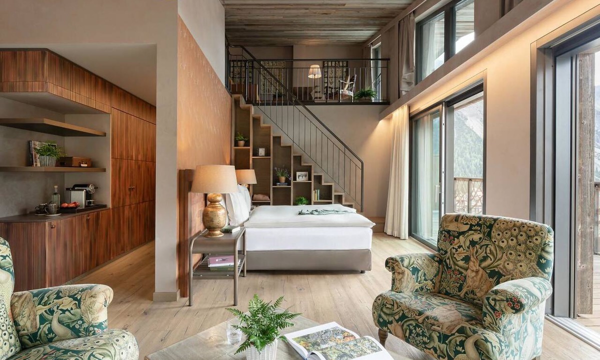 Arosa Apartment | Valsana Hotel Arosa Suite, Bad, WC, Balkon One Bedroom Suite by Interhome
