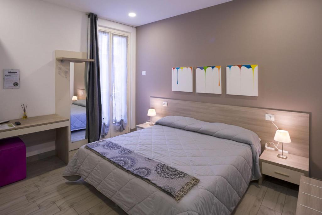 Novara Bed & Breakfast | Ventitrémarzo Guest House