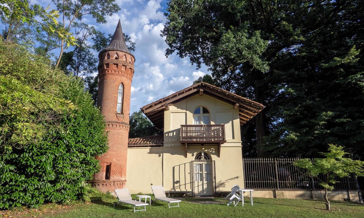 Bra House | Villa Favorita - Caretaker's House