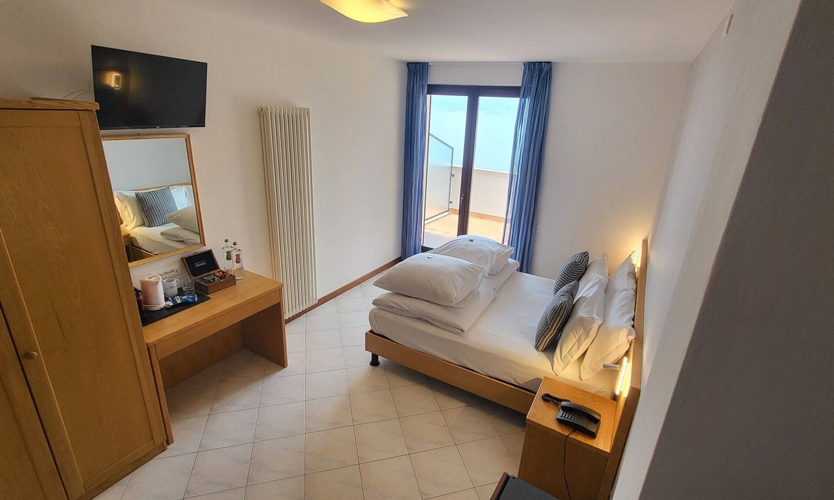 Brenzone sul Garda Bed & Breakfast | Villa Josefine Fron Lake - Adults Only
